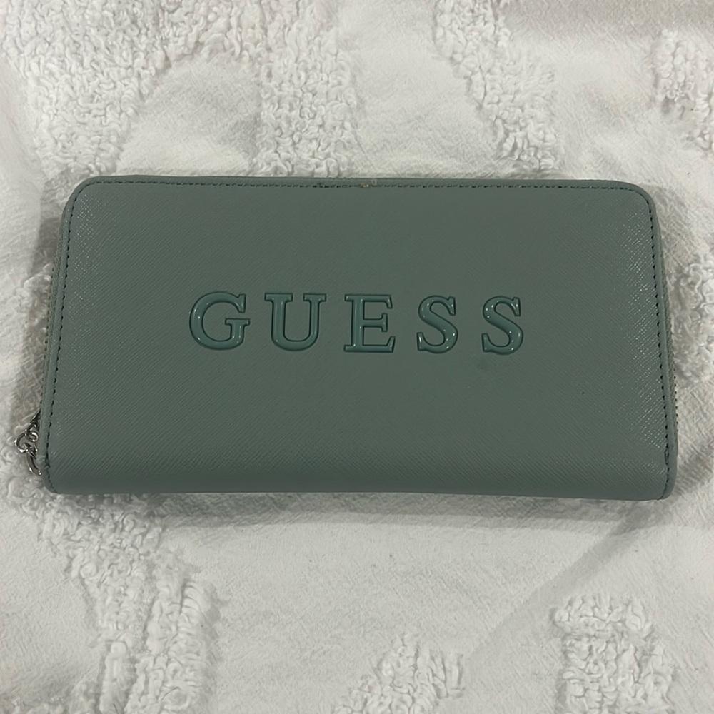 “Guess” wallet